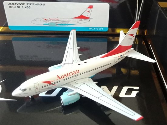 Boeing B737-600 Austrian Airlines